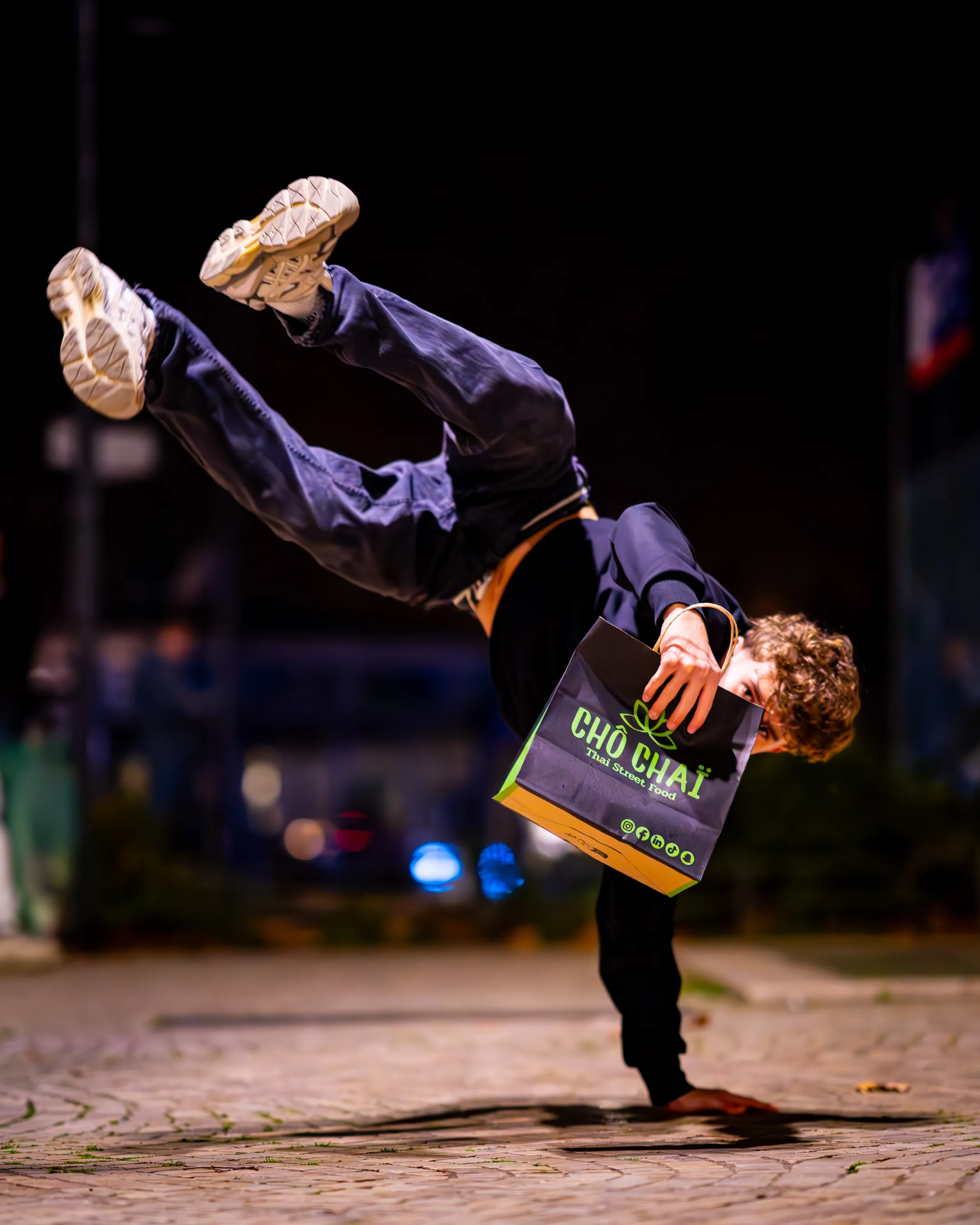 Chô Chaï break dancer